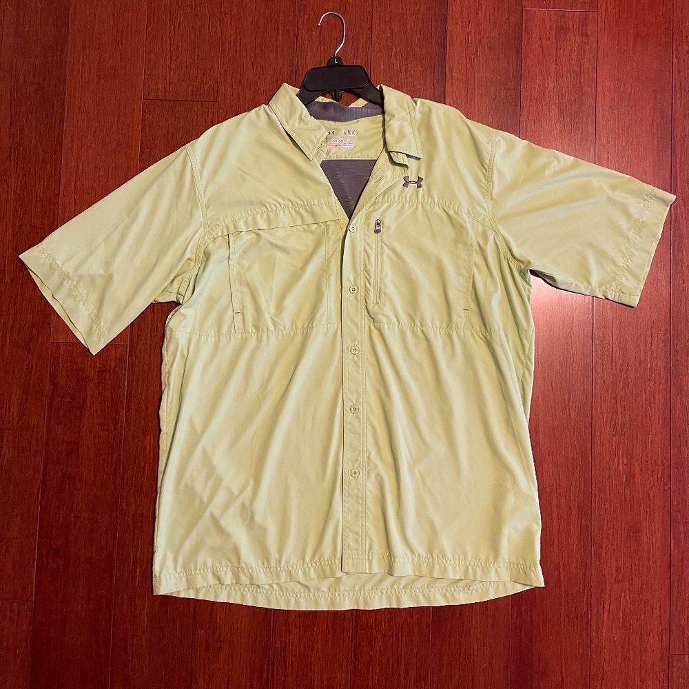 2/35 Under Armour Shirt